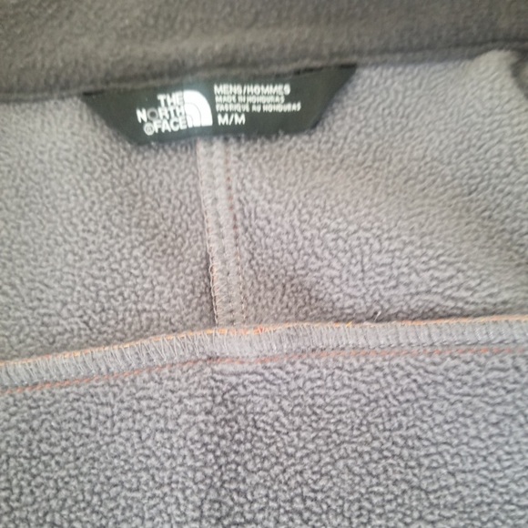 Mens north face jacket (velcro wrist) - Picture 4 of 7